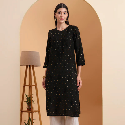 hand-embroidered-chanderi-lucknowi-chikankari-kurta