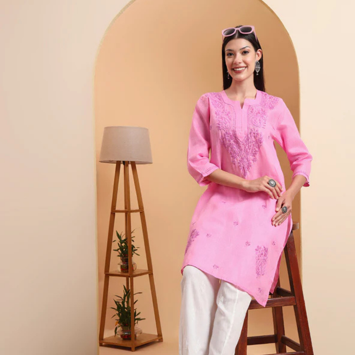 hand-embroidered-khadi-cotton-lucknowi-chikankari-kurta-pink