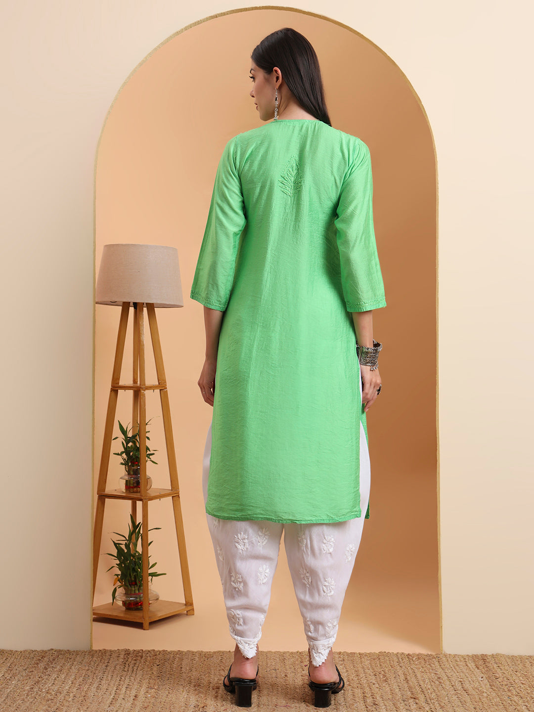 Ethnic Motifs Hand Embroidered Chanderi Lucknowi Chikankari Kurta