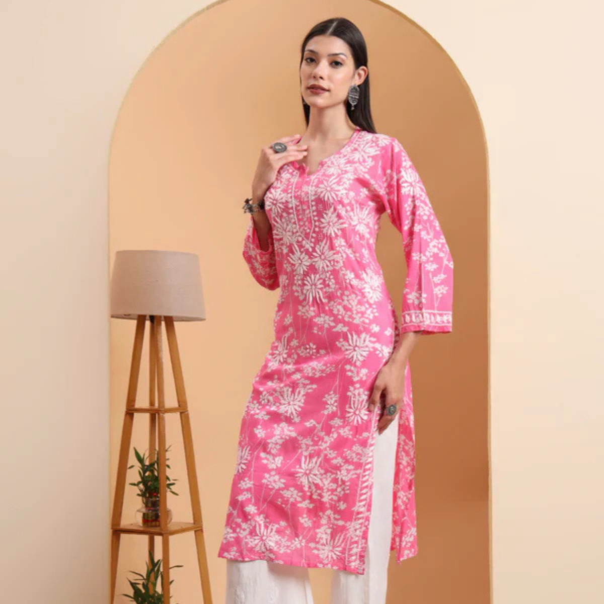 hand-embroidered-mulmul-lucknowi-chikankari-kurta
