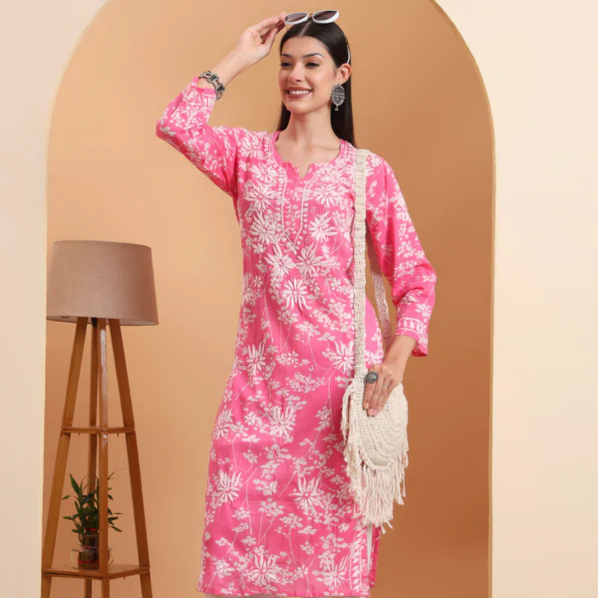 hand-embroidered-mulmul-lucknowi-chikankari-kurta
