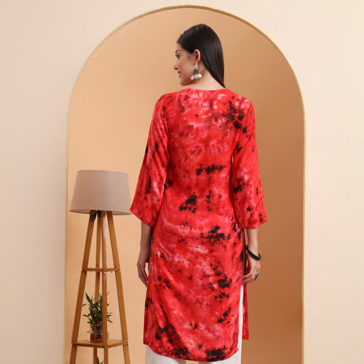 hand-embroidered-rayon-lucknowi-chikankari-kurta